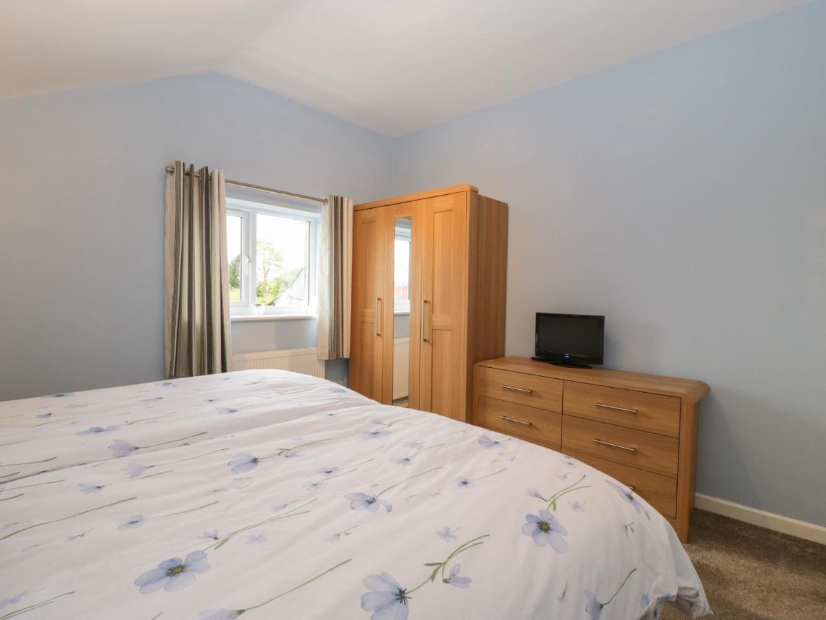 The Cider Shed Apartment Winscombe Exterior photo